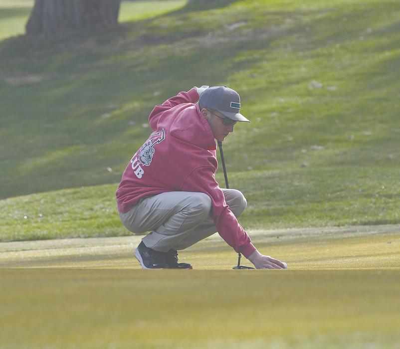 Senior Jhett Hollenbeck carded a 93 during the Summerland Invitational.