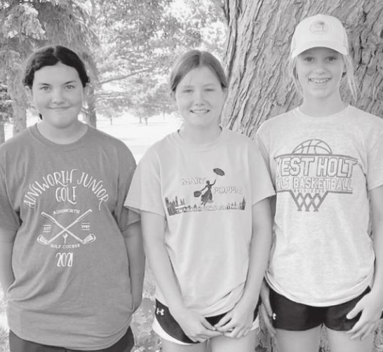 Girls in the Age 11-14 Division included: (Left to Right): Braylin Rudnick, Ansley Cadwallader and Brinley Kerkman.