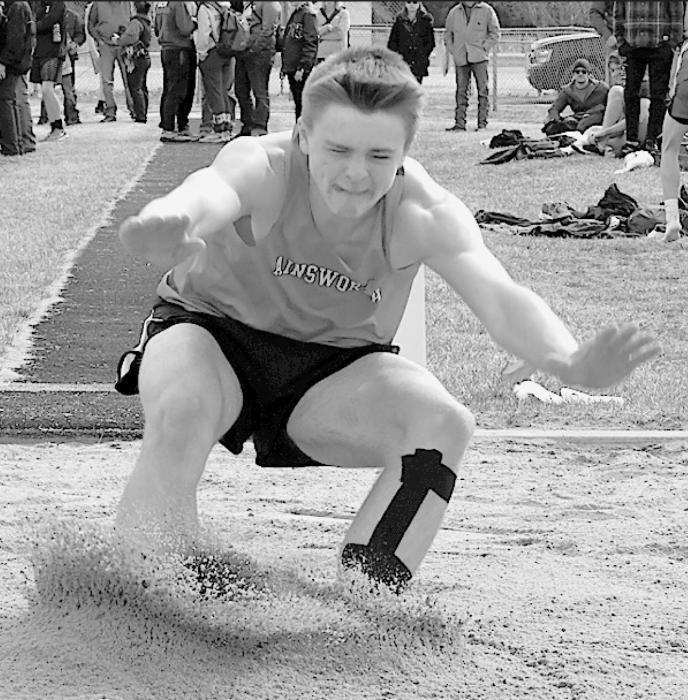 Carter Nelson recorded a 20’ 5” in the Long Jump. He cleared 11’ 6” in the Pole Vault to help Ainsworth take first in the Pole Vault Relay.