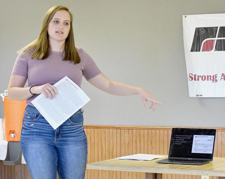 Brown County Farm Bureau Grant Recipients Present on Steer, Chicken and Baking Business Projects at Annual Meeting