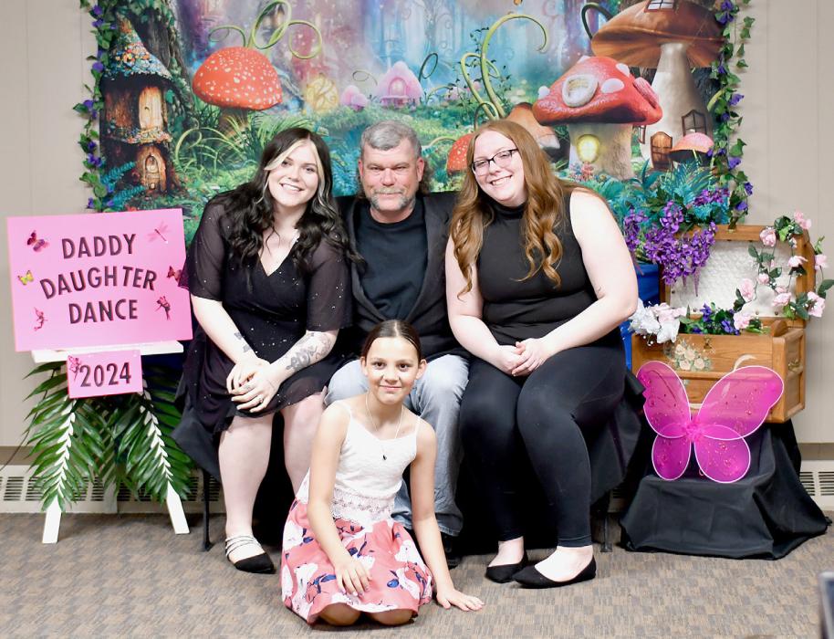 Does Drove 54 Daddy-Daughter Dress Up Dance Provided Lots of Fun