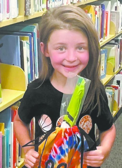 Vivian Kinzie read 676 minutes, beating her goal of 500. See Vivian’s note about how much she enjoyed the program on page 11.