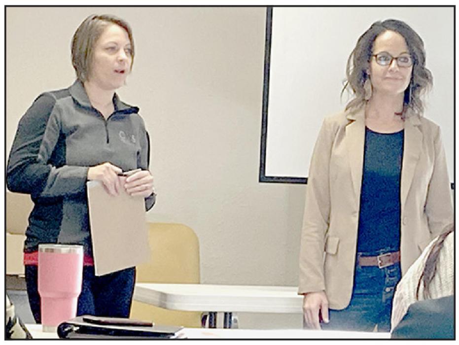 Sharina Ammon of CWS and Chelsea Riha of AFLAC visit with participants of KBR Leadership Academy last week in Bassett. Photo by Sonny Corkle