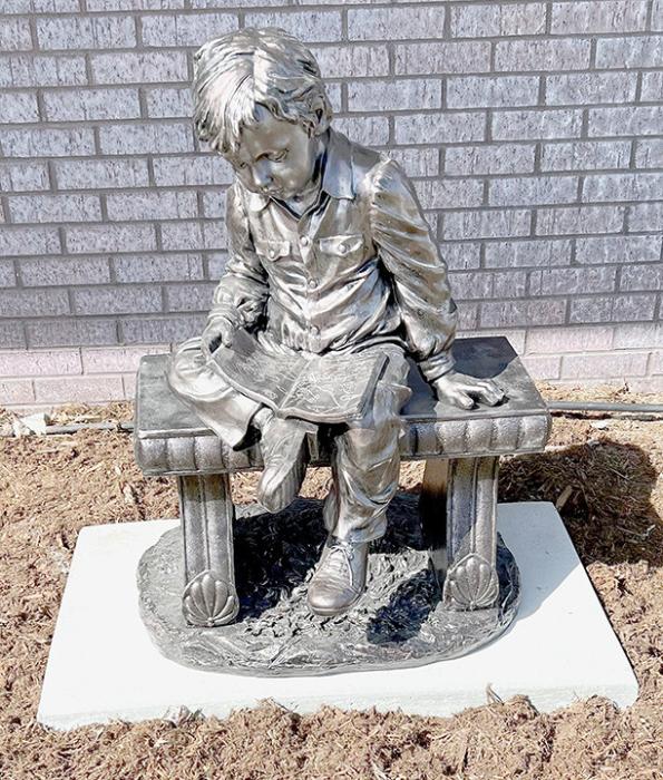 Bronze Statue in Memory of Former Librarian