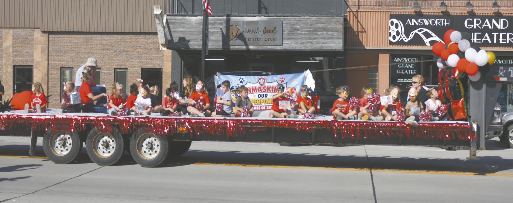 The kindergarten class won the elementary school float contest.