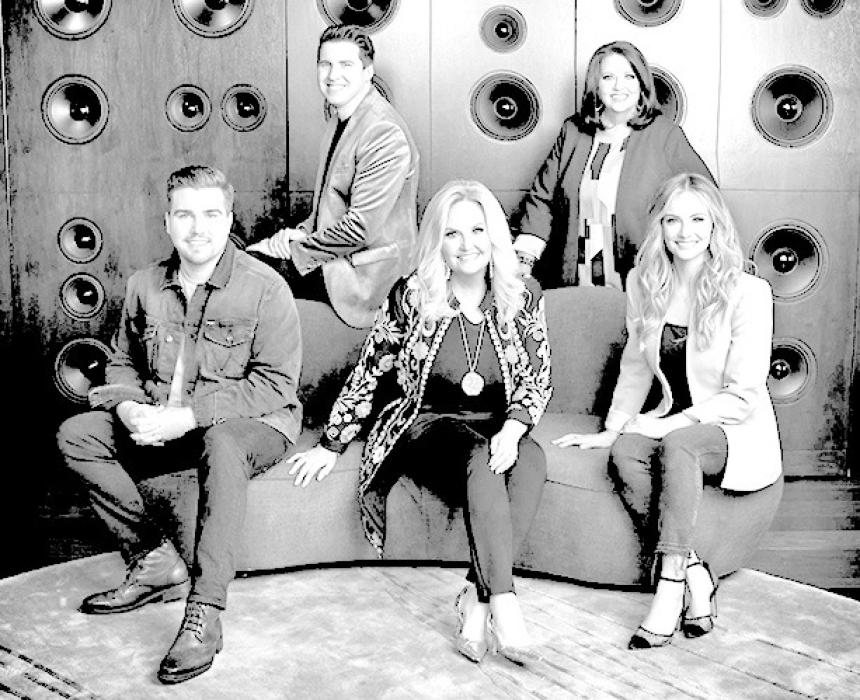 Karen Peck & New River to Perform at PVGB