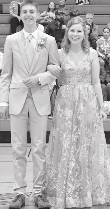 A Photo Gallery of Activities from the 2021 AHS Junior-Senior Prom