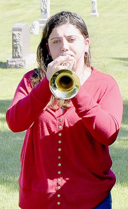 Memorial Day Service Held at Ainsworth Cemetery in Remembrance of Fallen Heroes